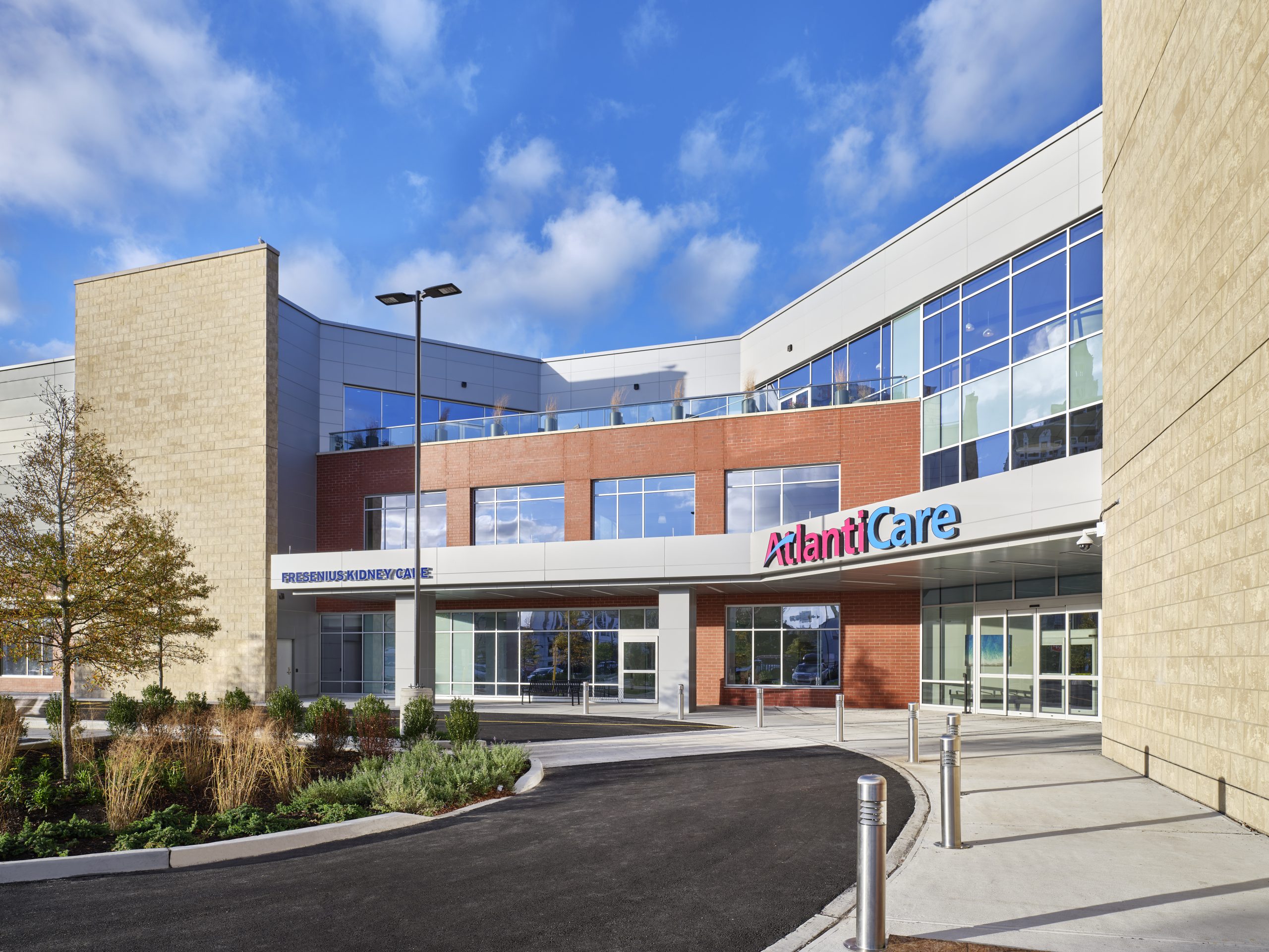 AtlantiCare Medical Pavilion - Front Entrance